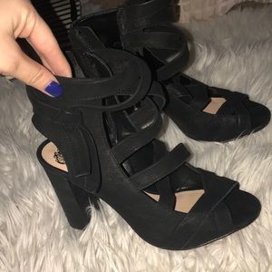 Black Vince Camuto heels